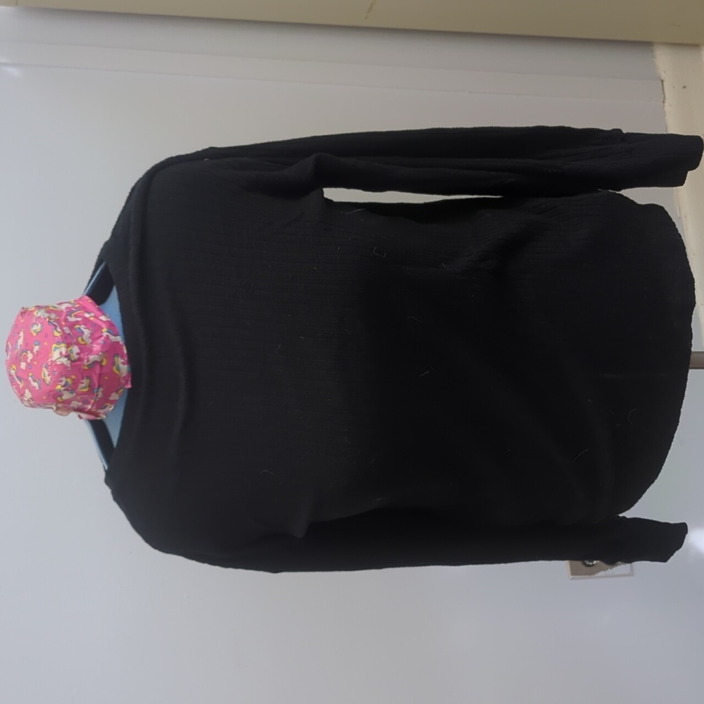Lularoe Mariah sweater top black